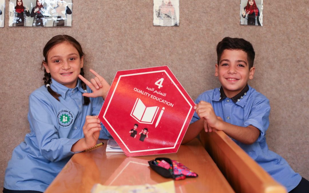 What is happening to the deaf community in Gaza right now?